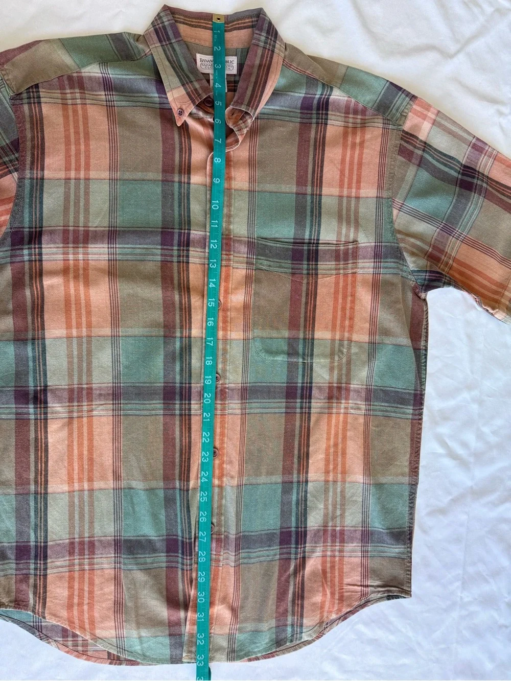 VTG Banana Republic men’s Short-Sleeve Plaid Button-Up Shirt L